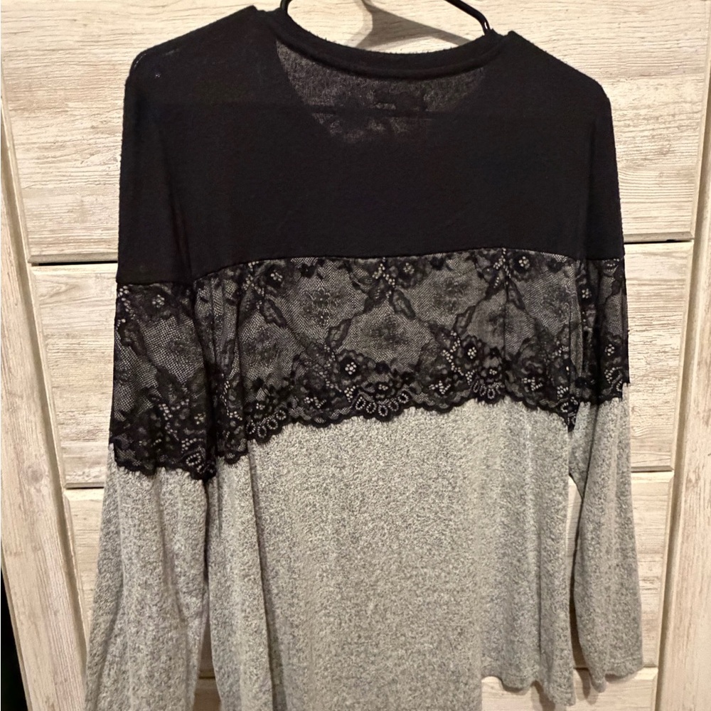Maurices Black and Gray Lace Long Sleeve Top
